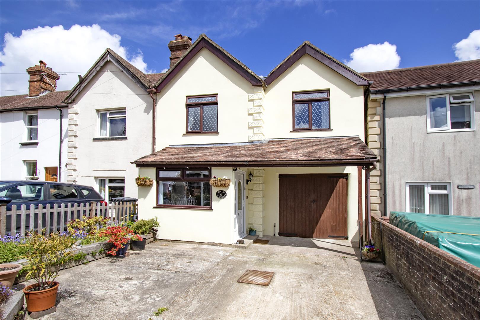 Whitehill Road, Crowborough — Banfield